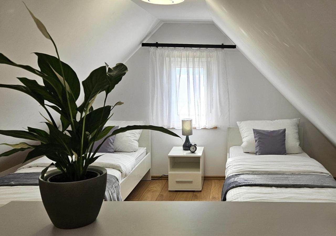 Pod Kamieniem Villa Trzebiel Екстериор снимка